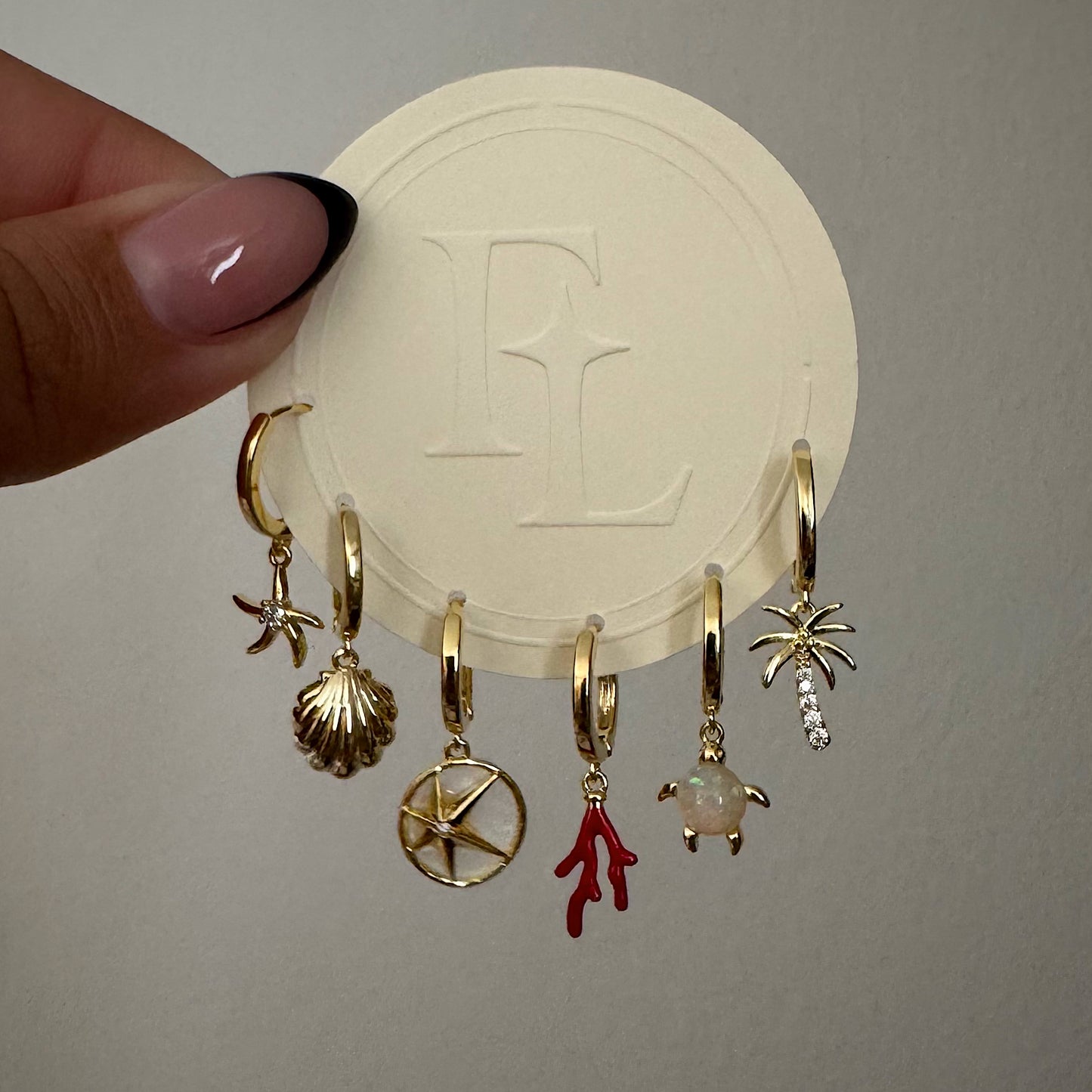 coral piercing game set