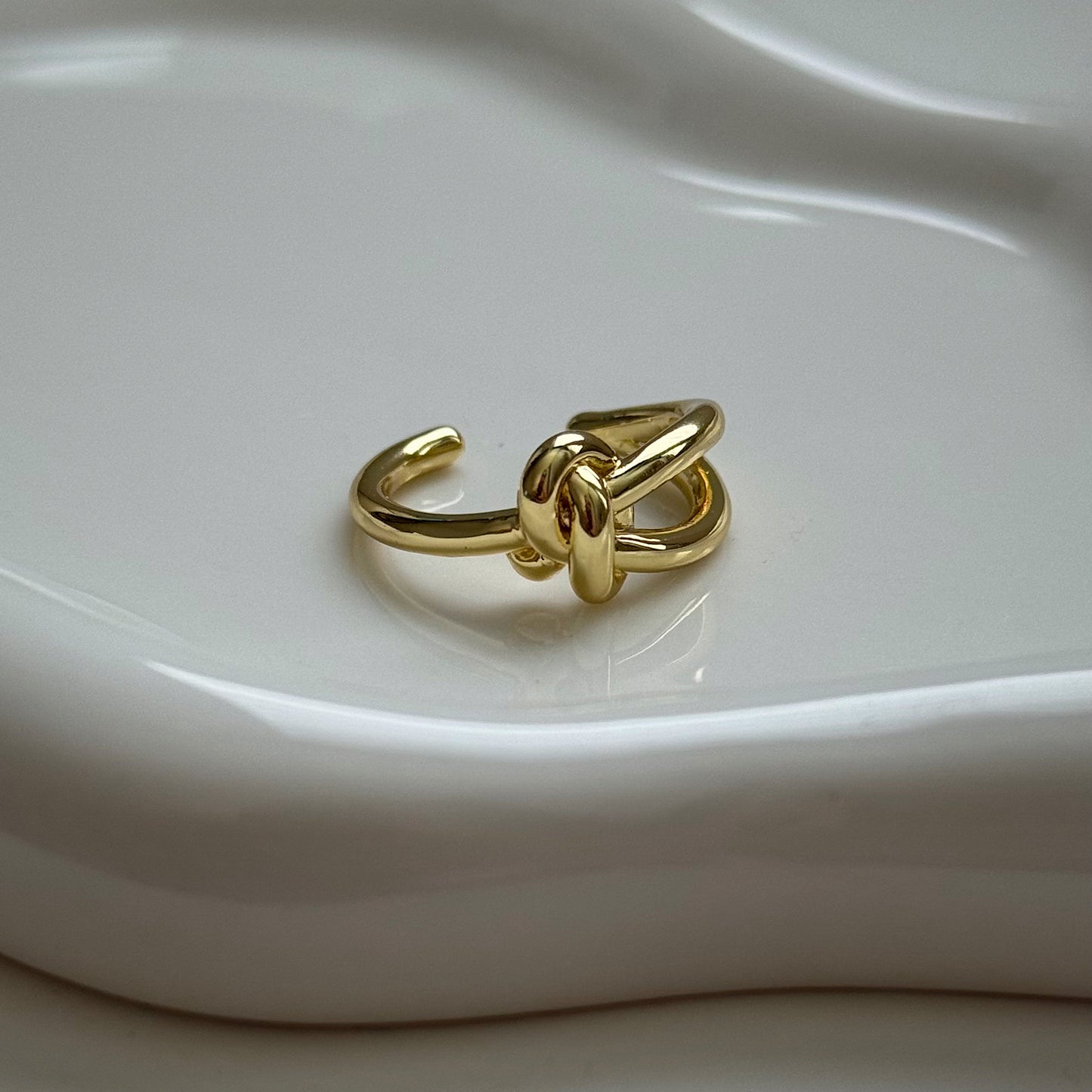 side knot ring