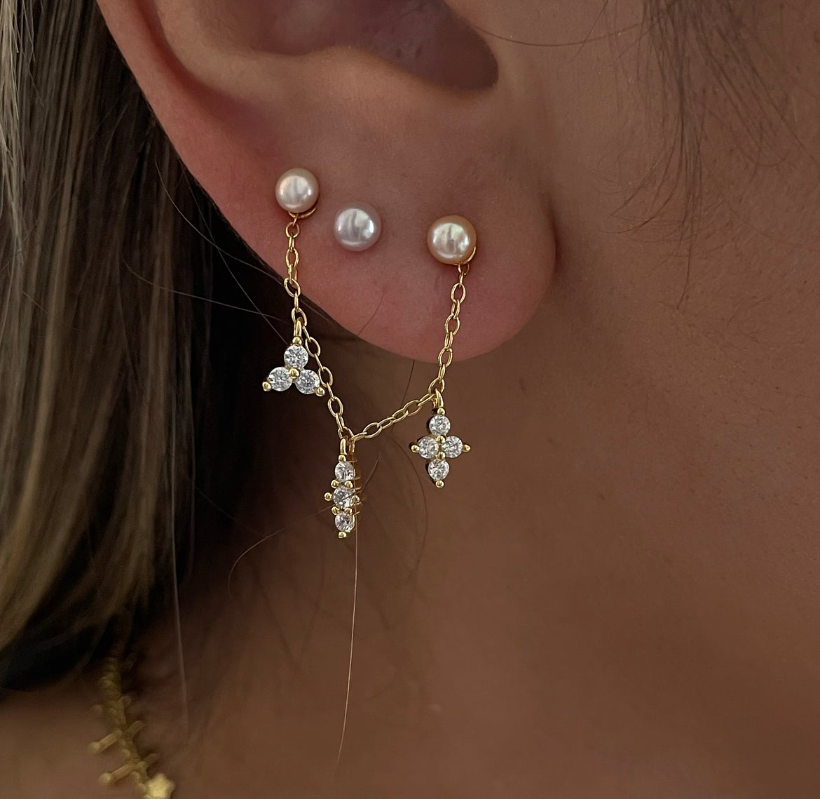 triple details earring chain