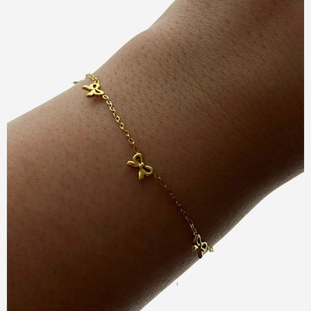 tiny bow bracelet
