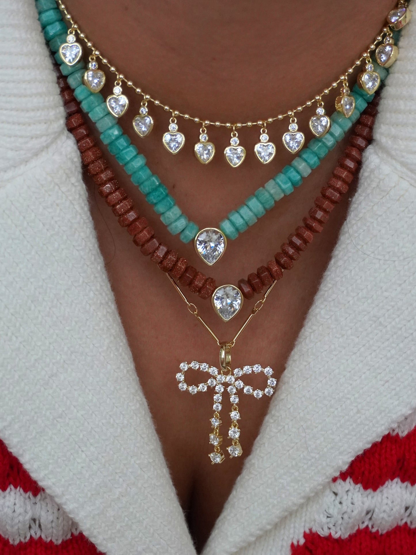 bow necklace