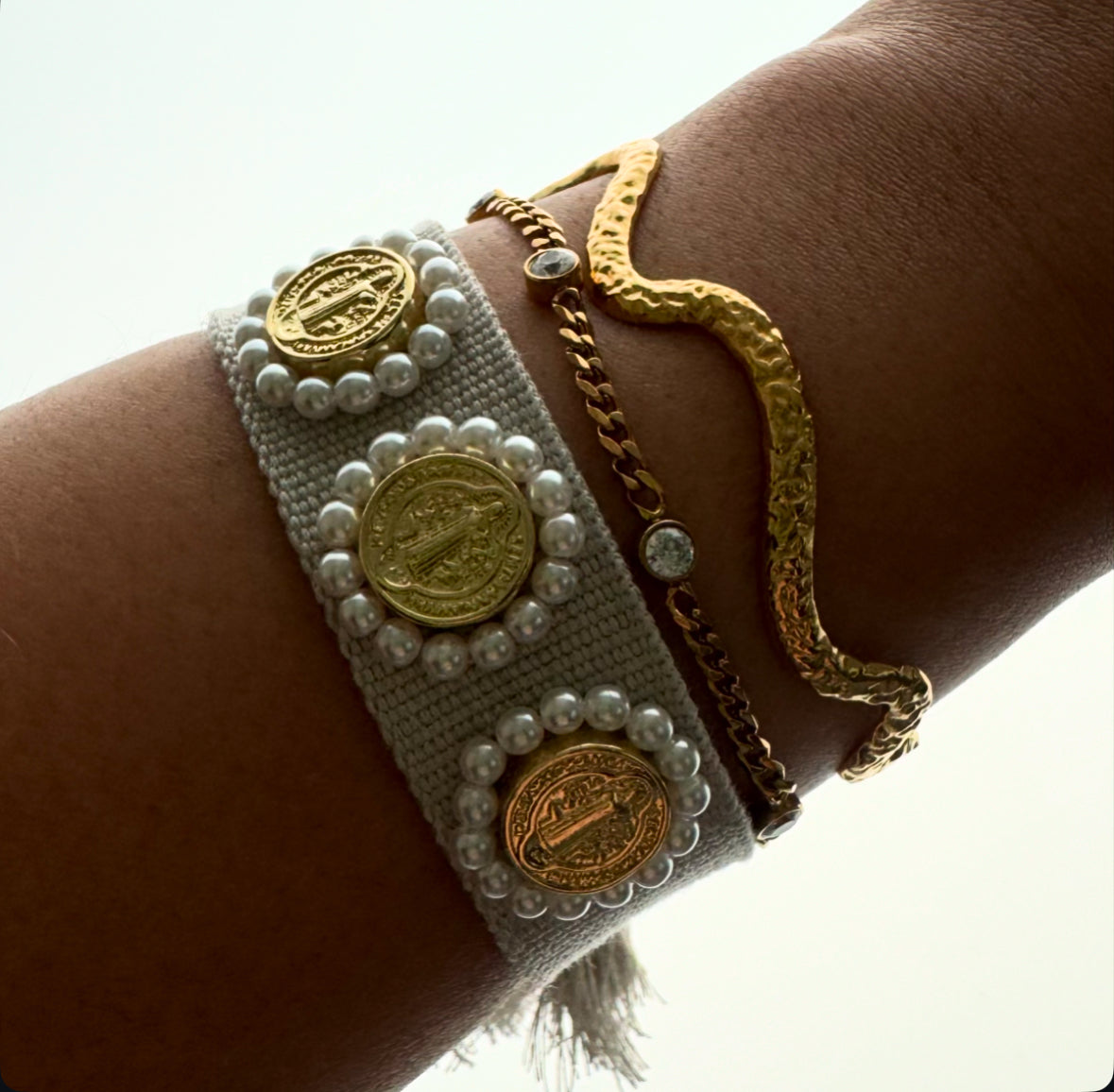 wavy bangle