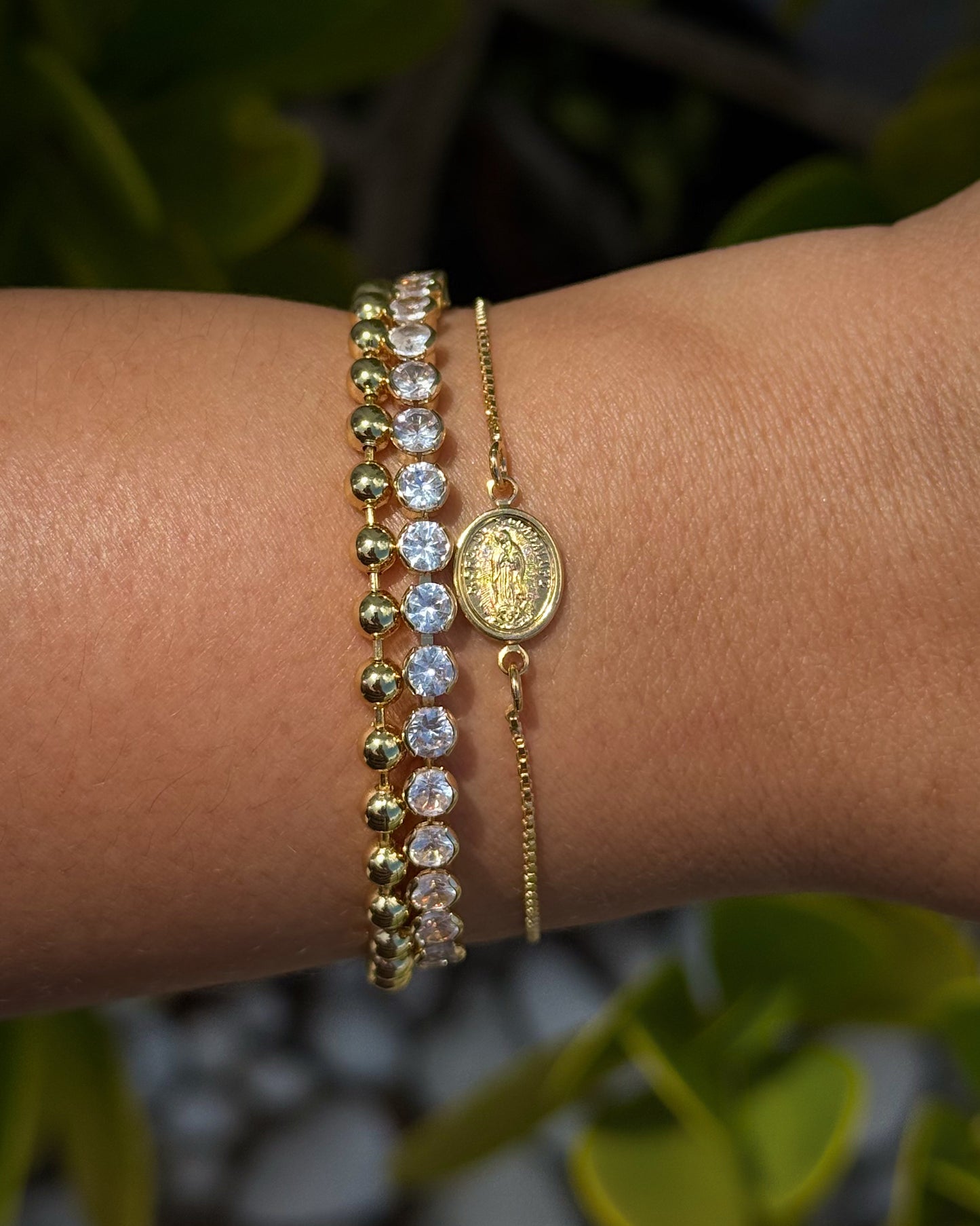 virgen dainty bracelet