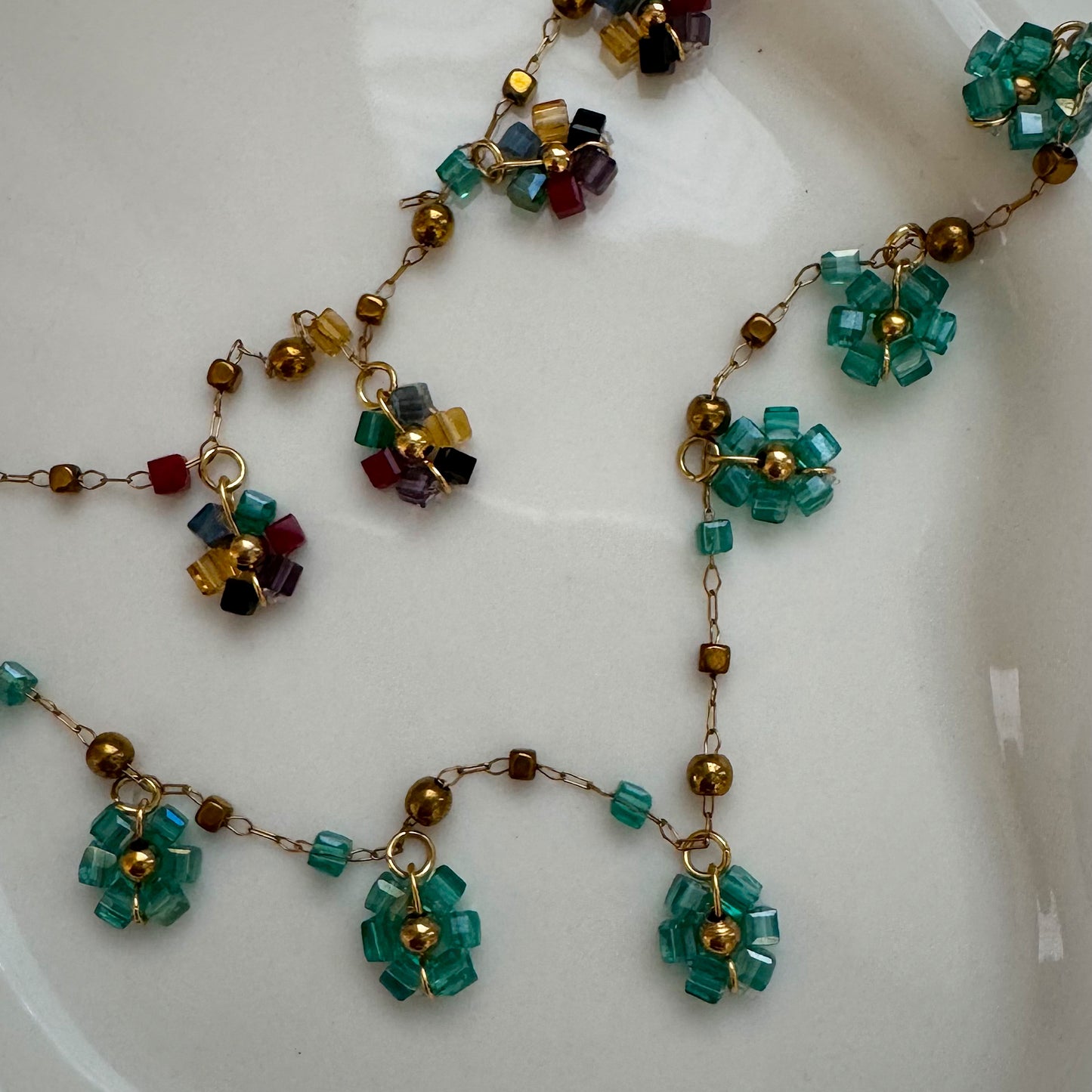 florecitas dangle necklace