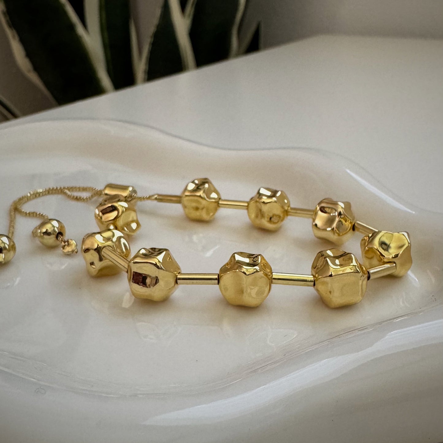 chunky beaded bracelet