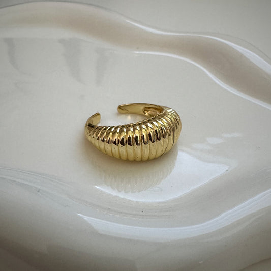 lines ring