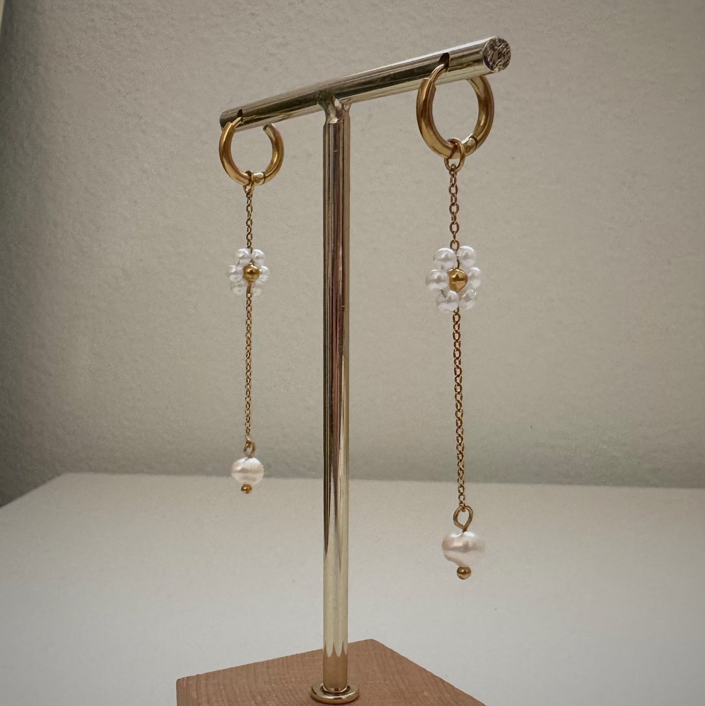 pearly flower dangles