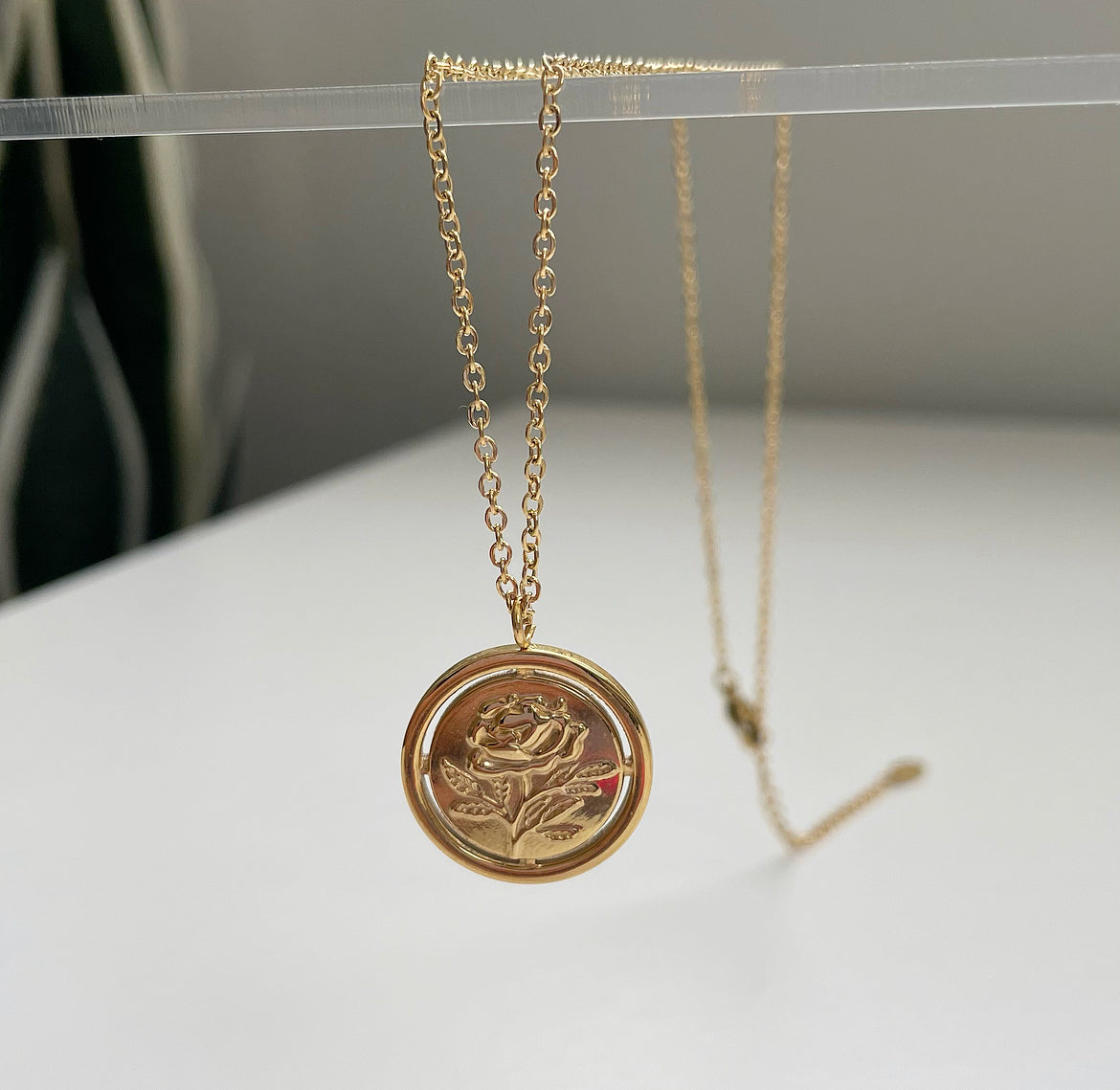 la flor necklace