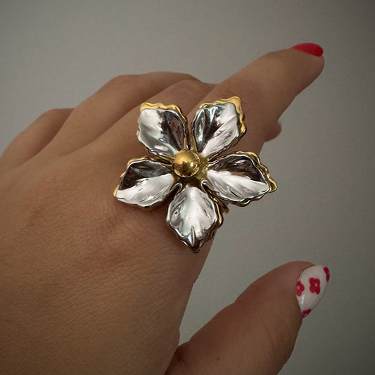 two tone amapola ring