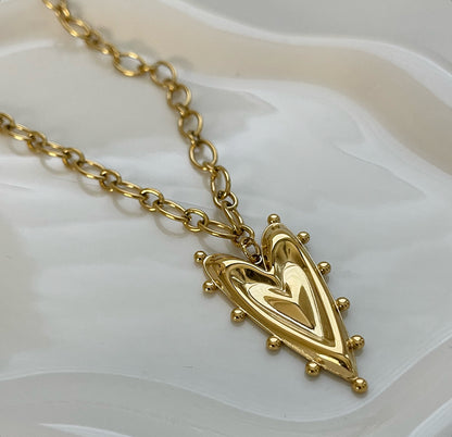 heart necklace