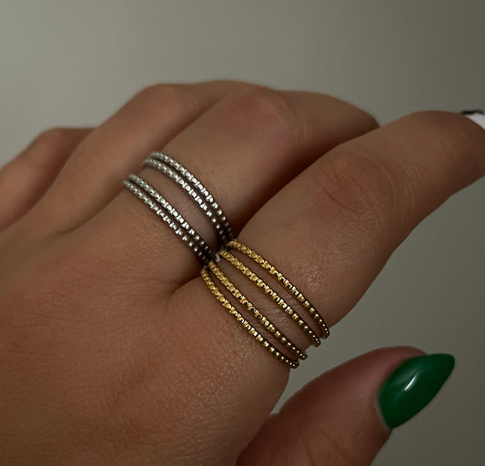 textured lines ring
