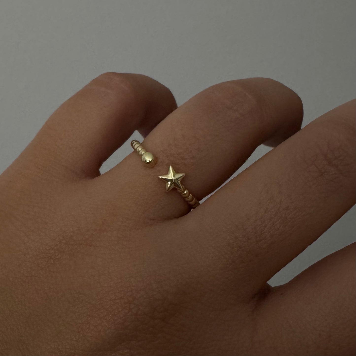 star dainty band