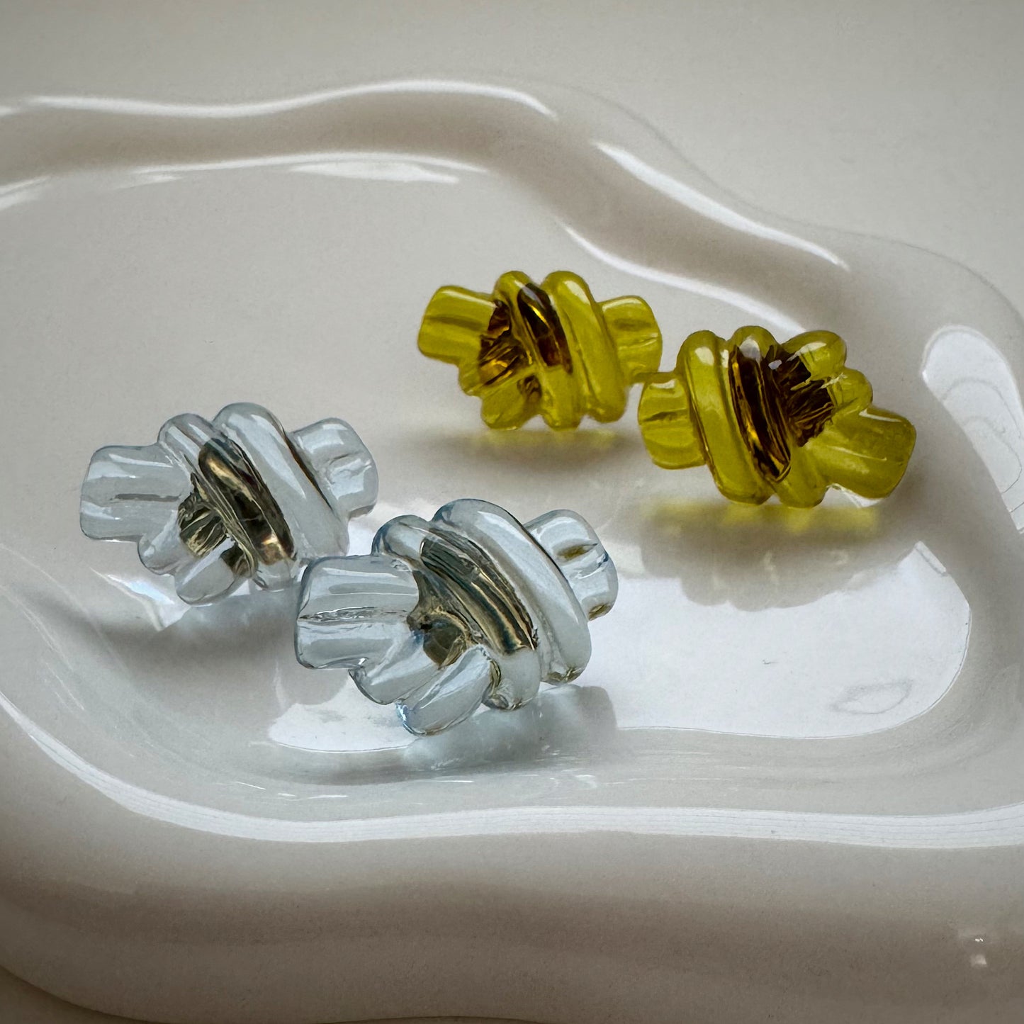 knot earrings