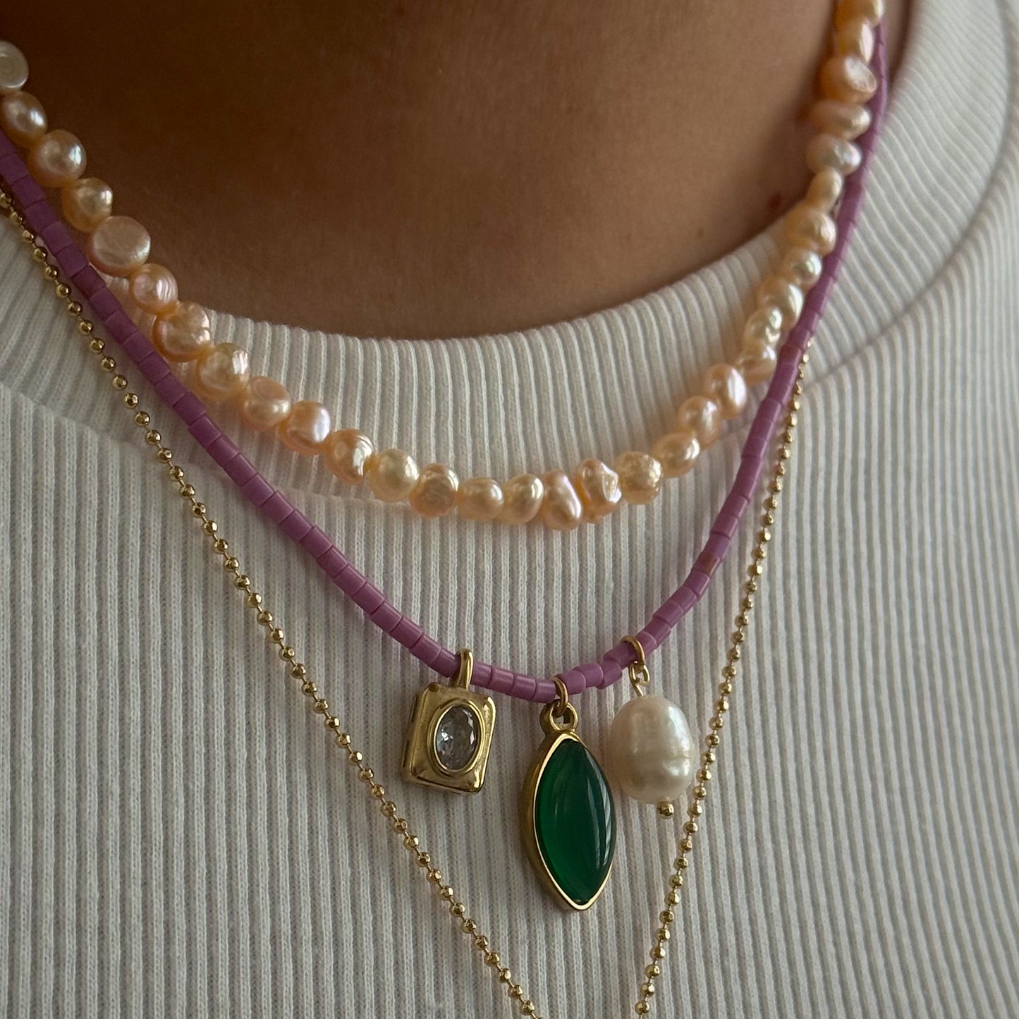 pink pearl choker